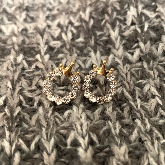 Crown earring - Picture 4 of 4